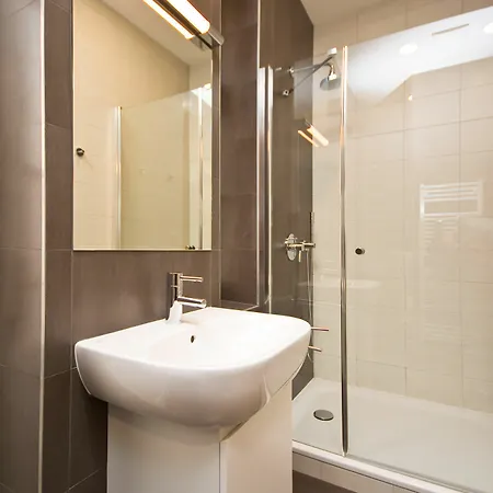 D22 Luxury Old Town Апартаменты *